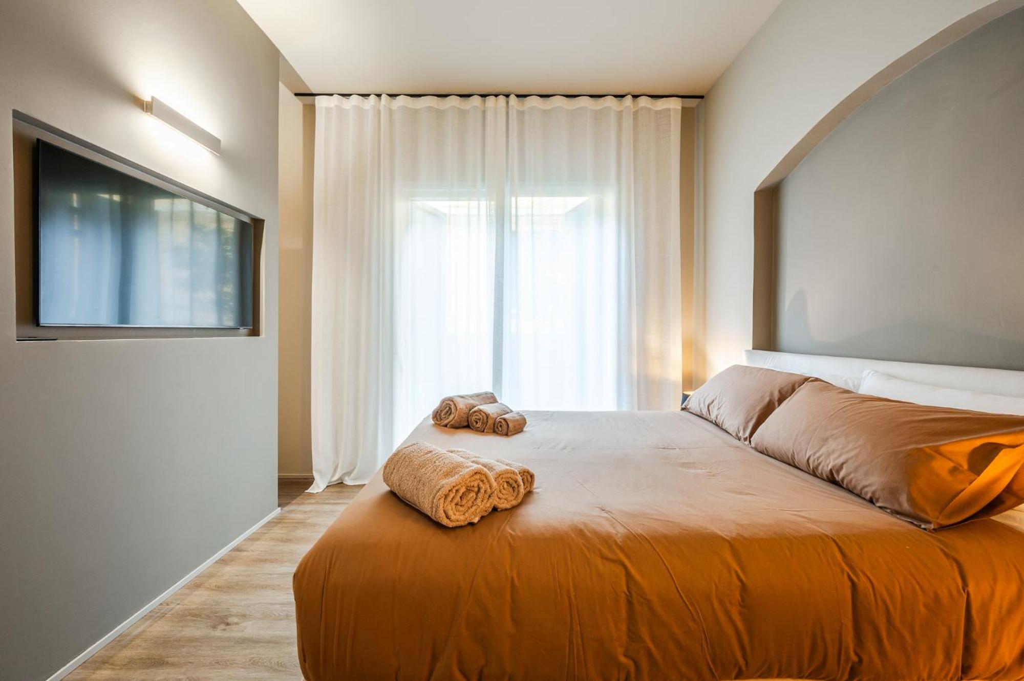 Villa Urban Free Parking - Private Garden *