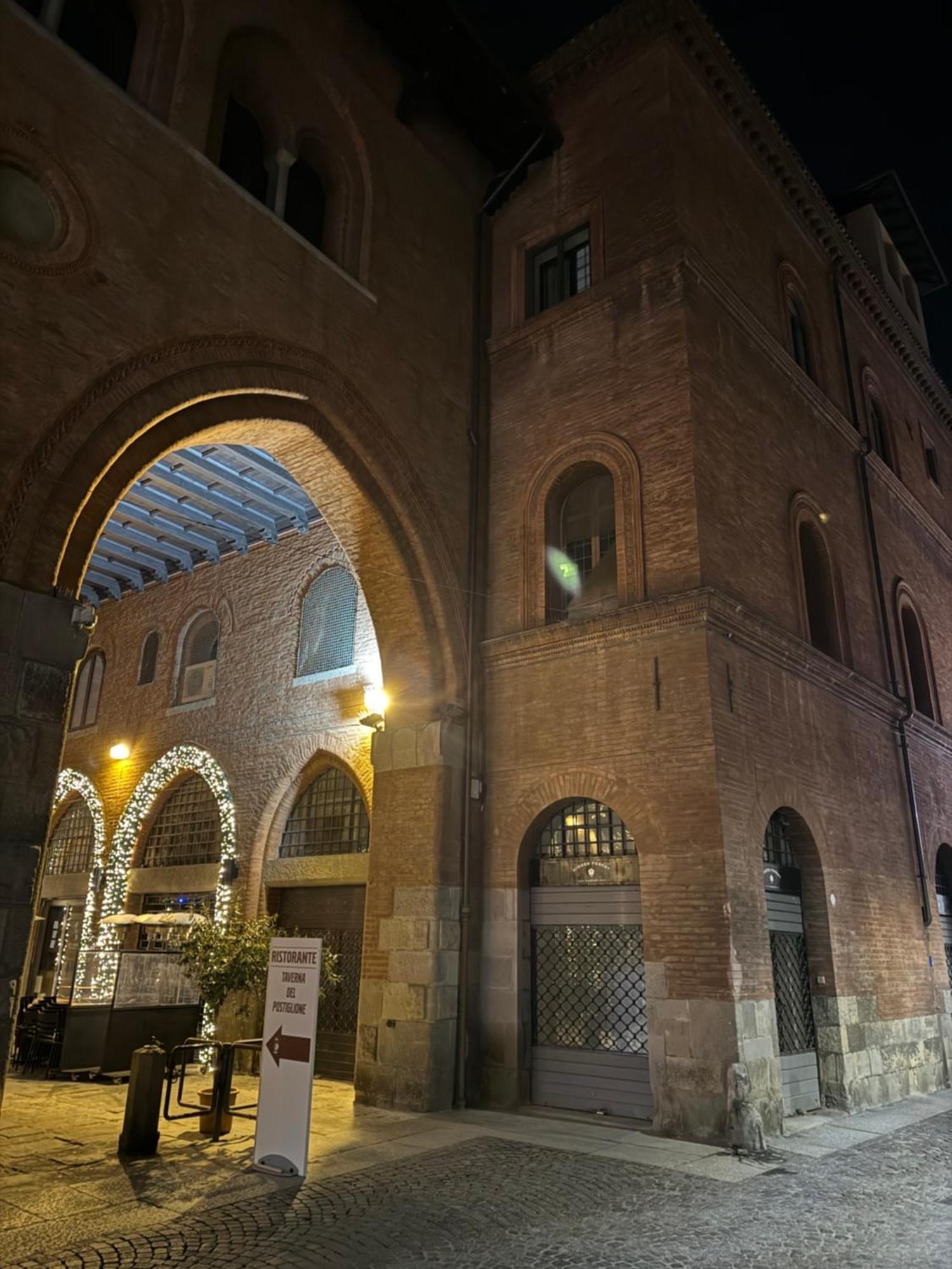 Apartment Luxury House In Marchesana 100 Mq *