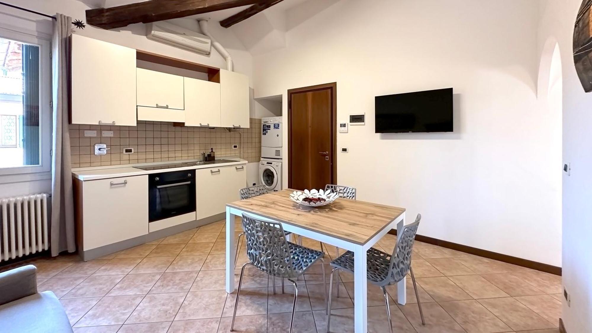 Apartment Int 4 - Edoardo *