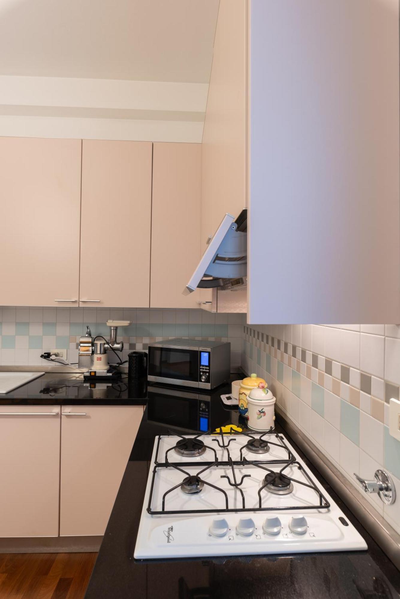 Riva Di Reno - Historical Center Appartement