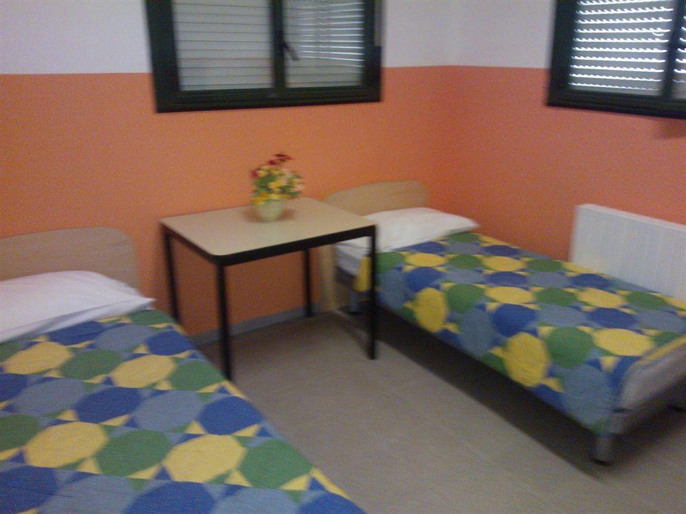 Ostello Due Torri San Sisto Hotel 3*