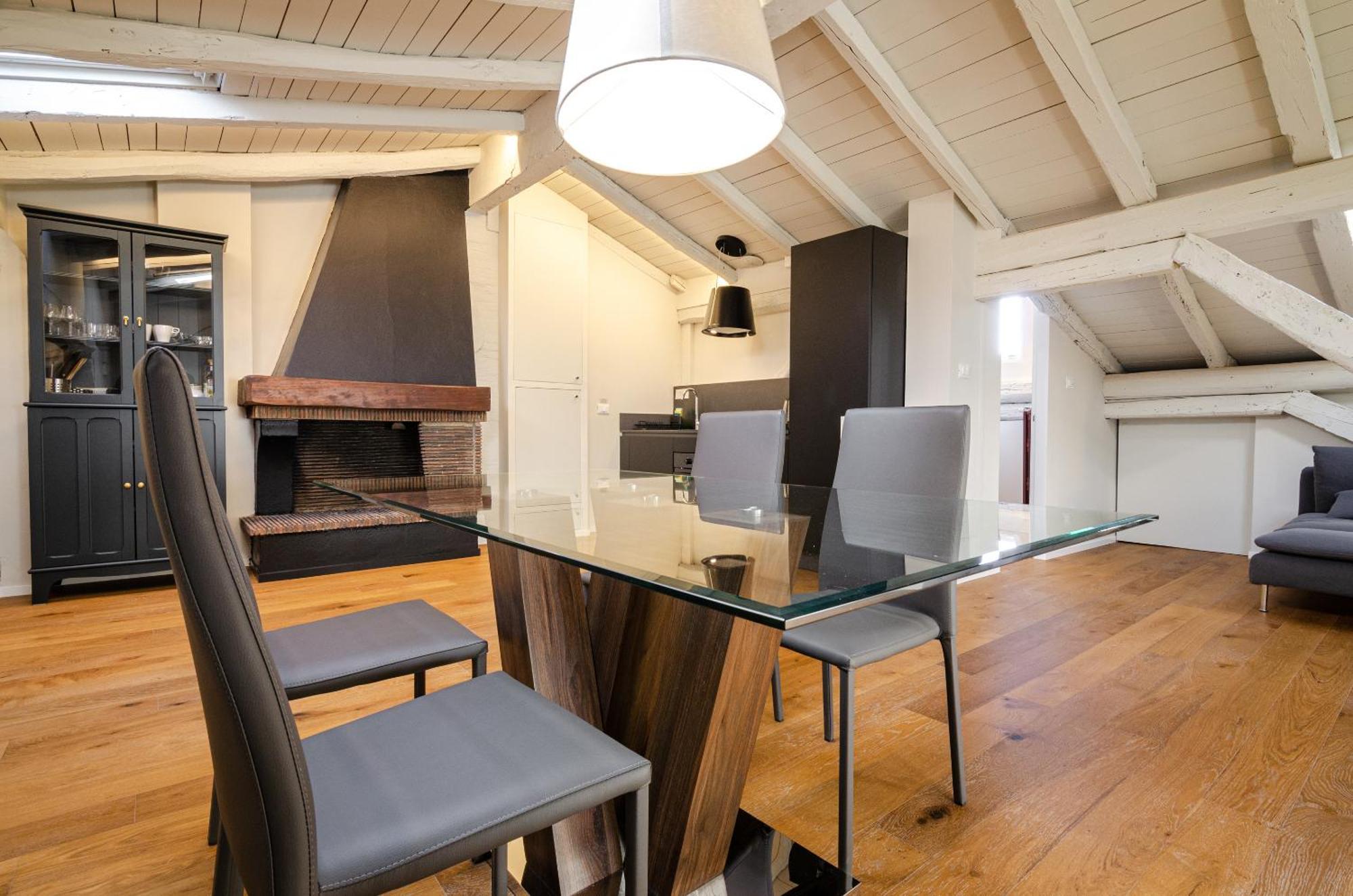 Portanova Loft Apartment *