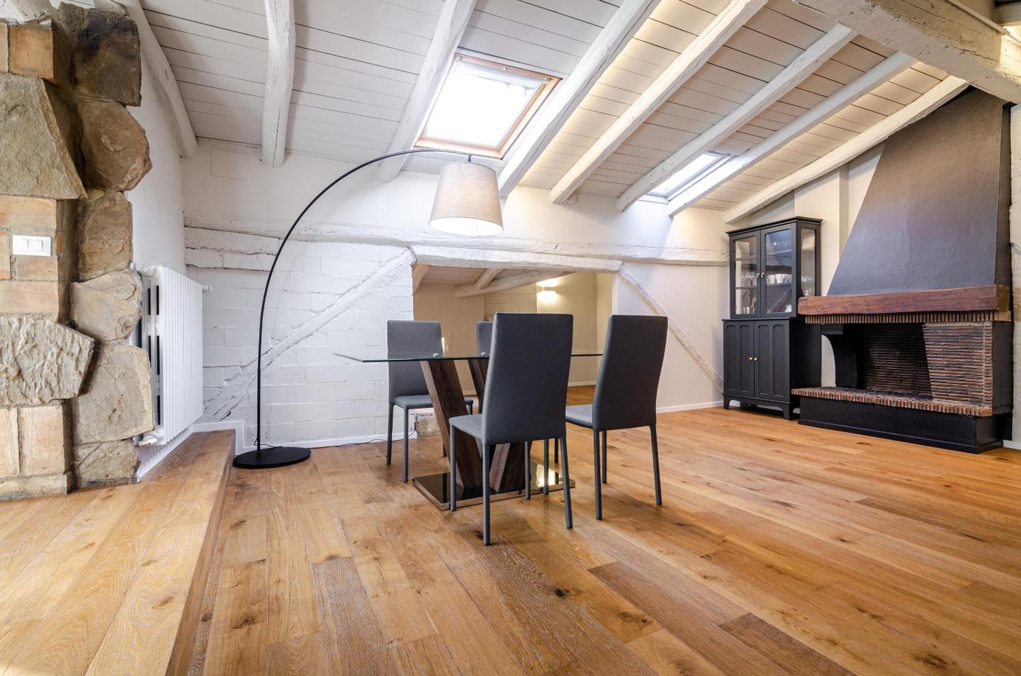 Portanova Loft Apartment *
