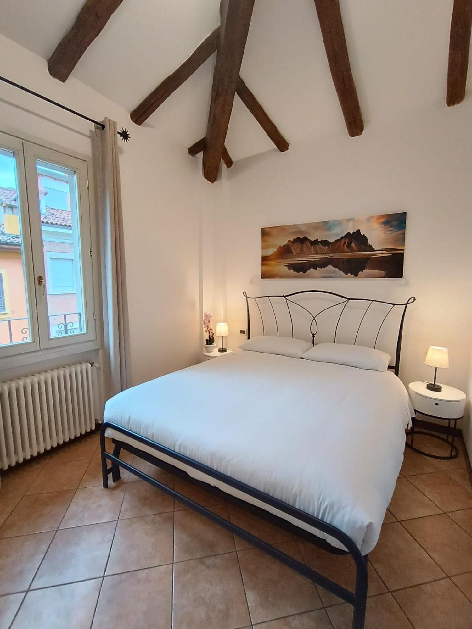 Int 4 - Edoardo Apartment