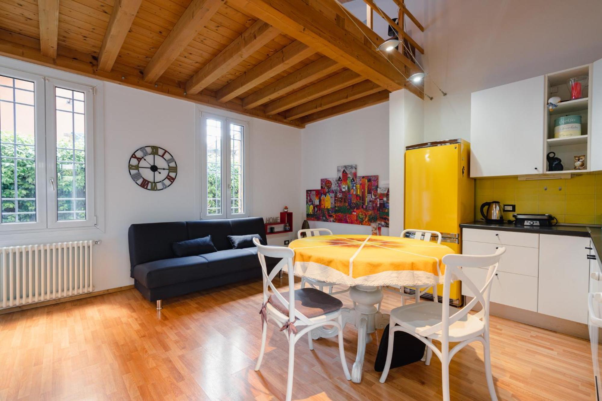 Apartment Authentic Relax: 10 Minutes From The Heart Of Town Bologna