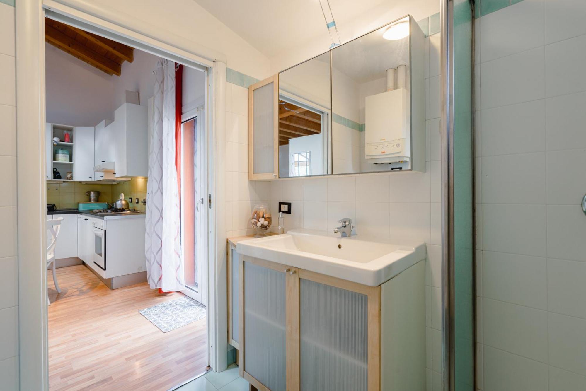 Authentic Relax: 10 Minutes From The Heart Of Town Apartment *