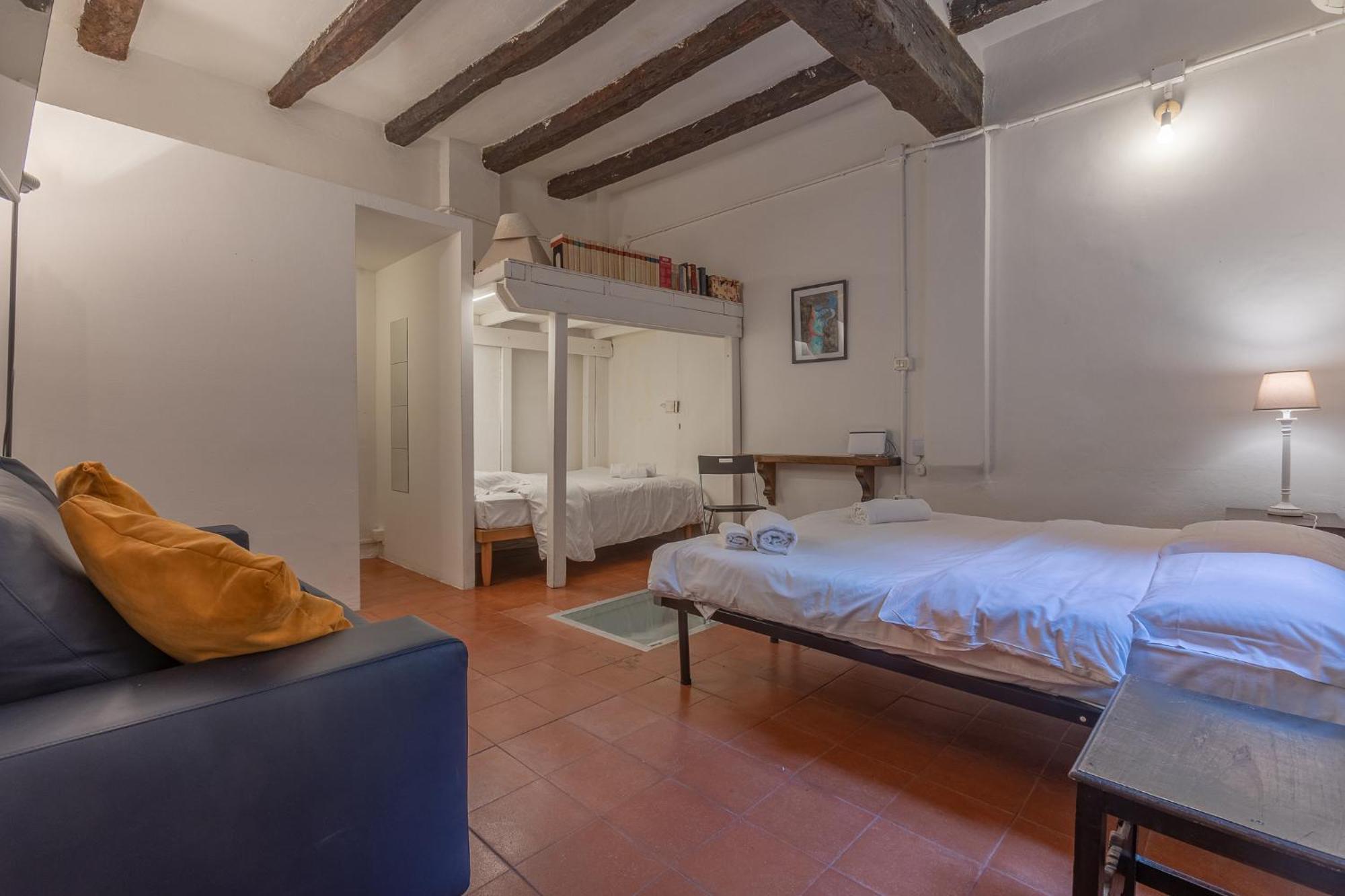 Apartment With Private Courtyard! *