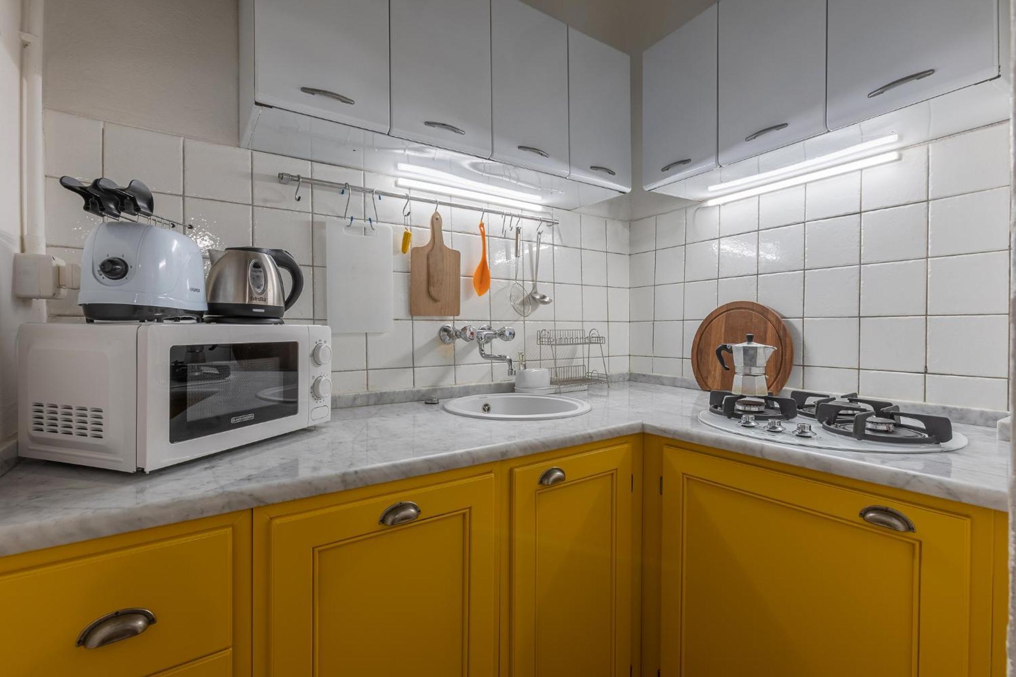 With Private Courtyard! Apartment