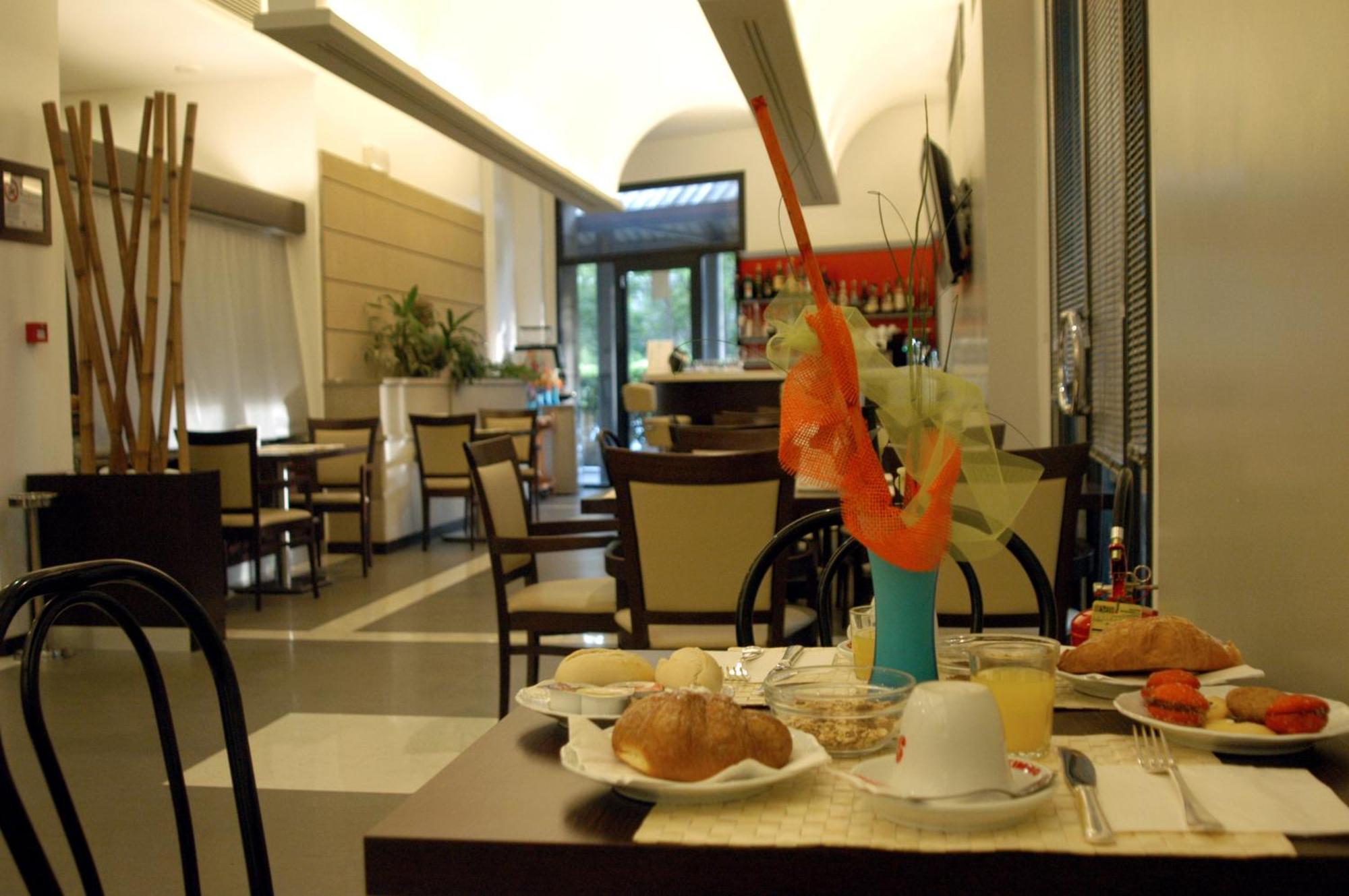 Hotel Fiera Wellness & Spa Bologna