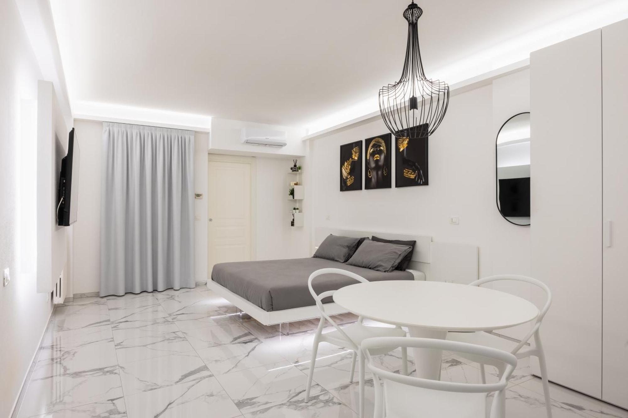 Apartment Superior Station