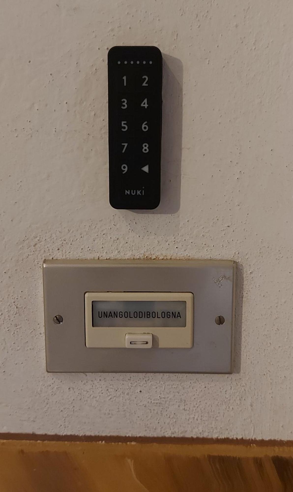 Unangolodibologna Apartment Bologna