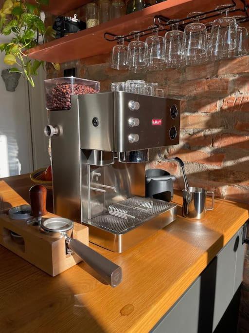 Kurt's Kitchen, Stylish With Terrace Apartment *