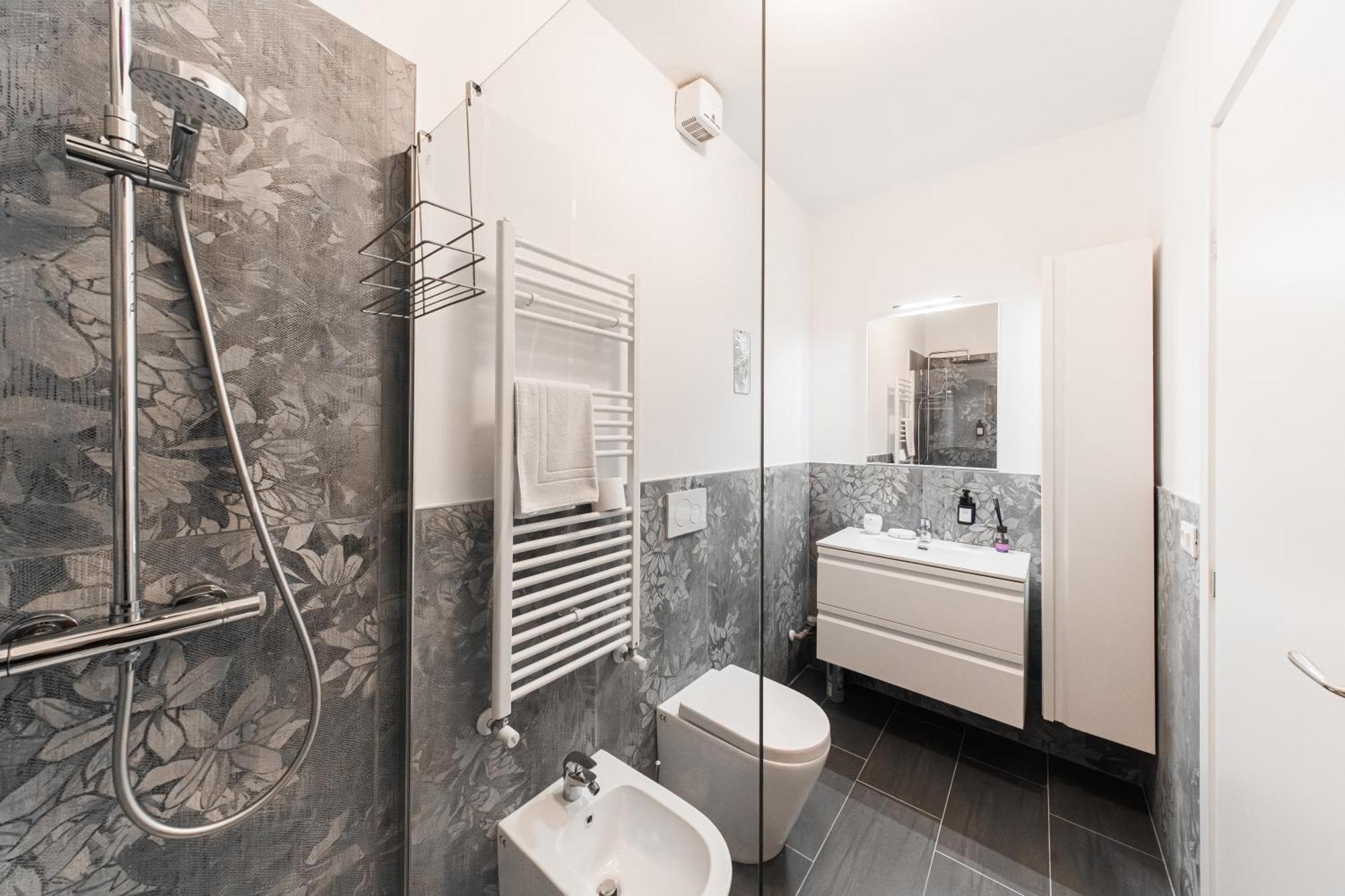 Diamond Private Garden Center - Station Apartment Bologna