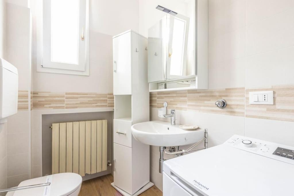 Essential - Ambrogio Host Appartement