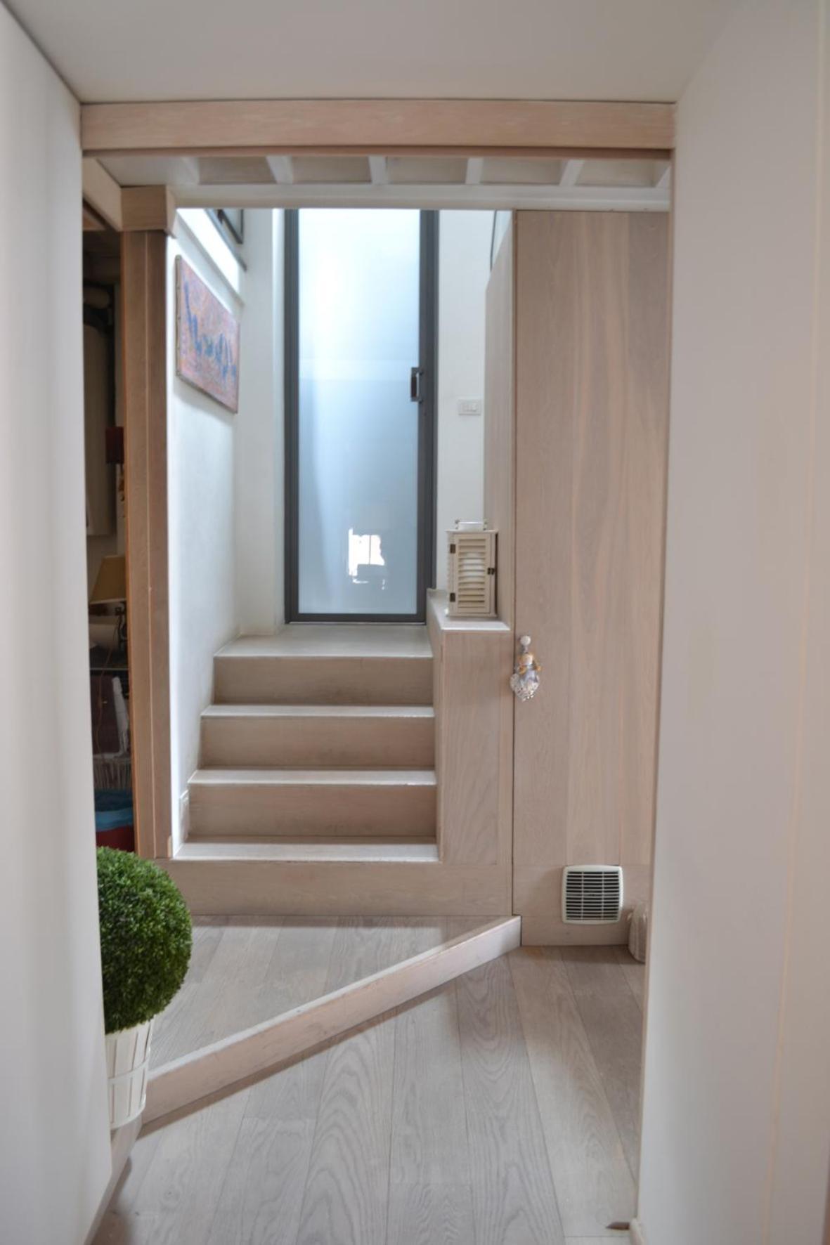 La Finestra Apartment *