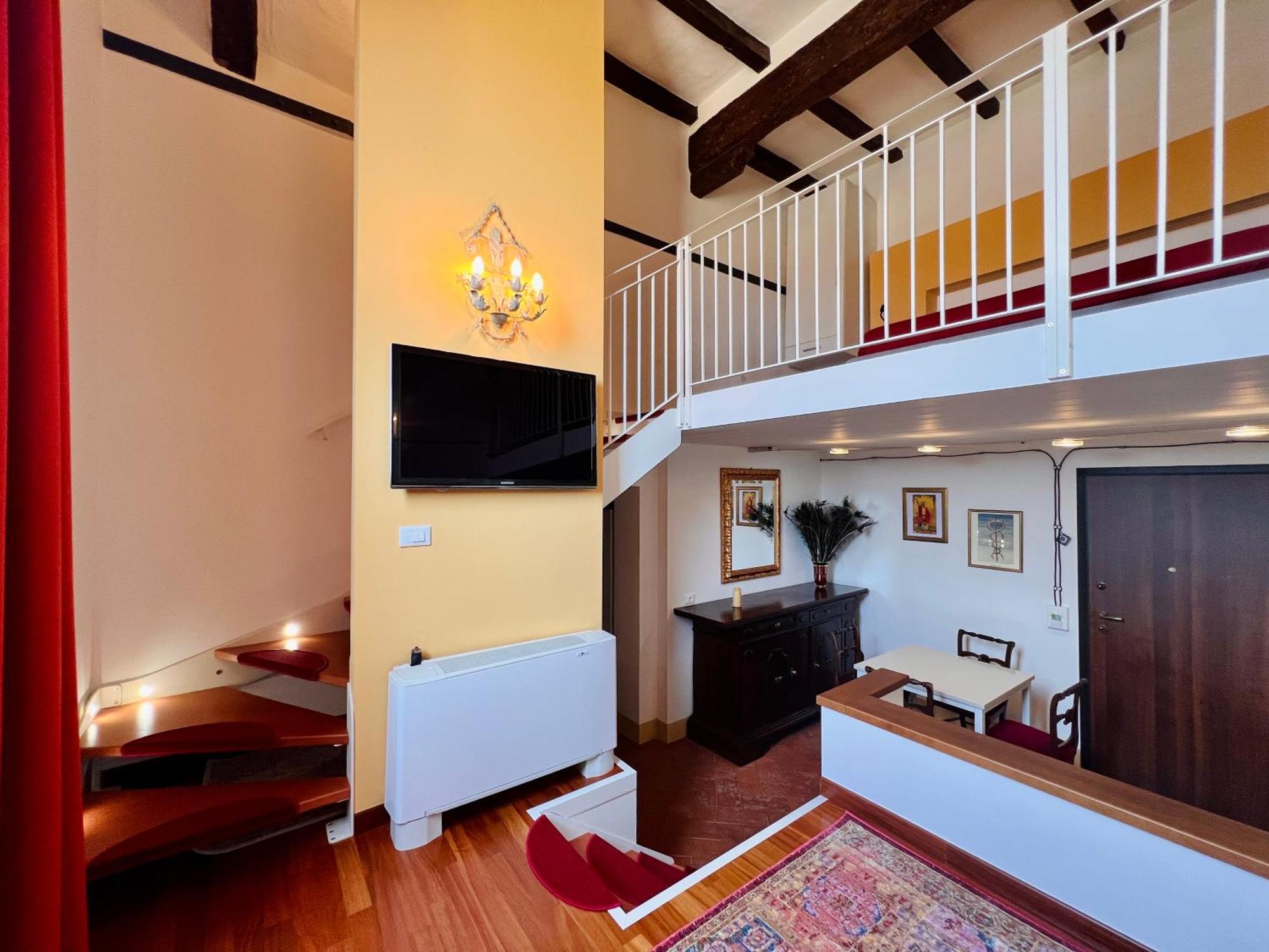 House Of Lovers - Magnificent View In The Heart Of Apartment Bologna