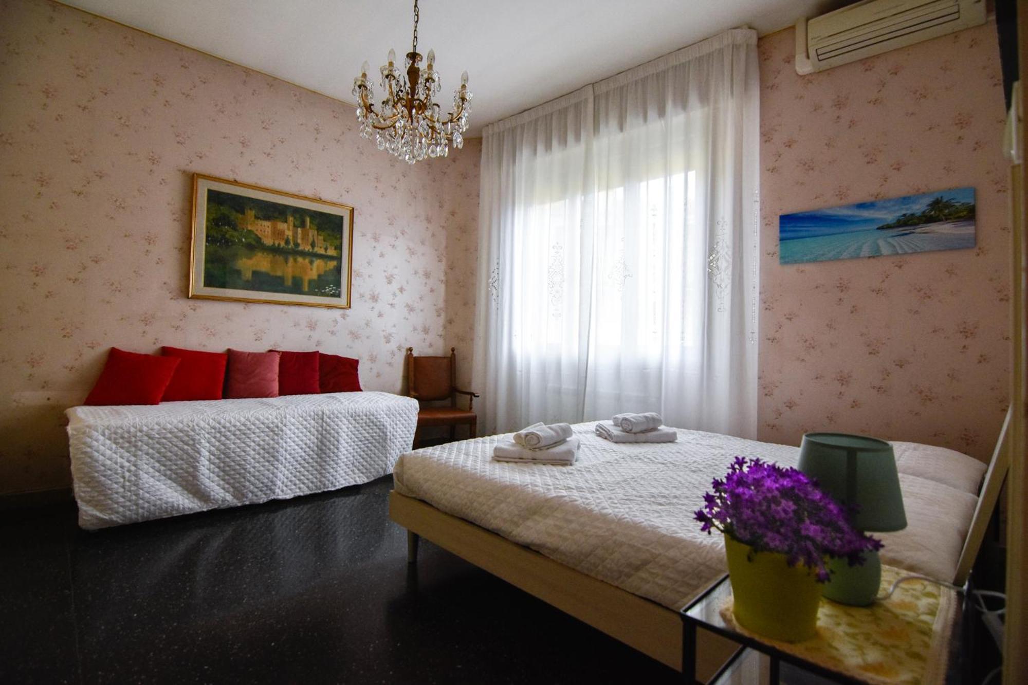 Gaudenzi Bed & Breakfast *