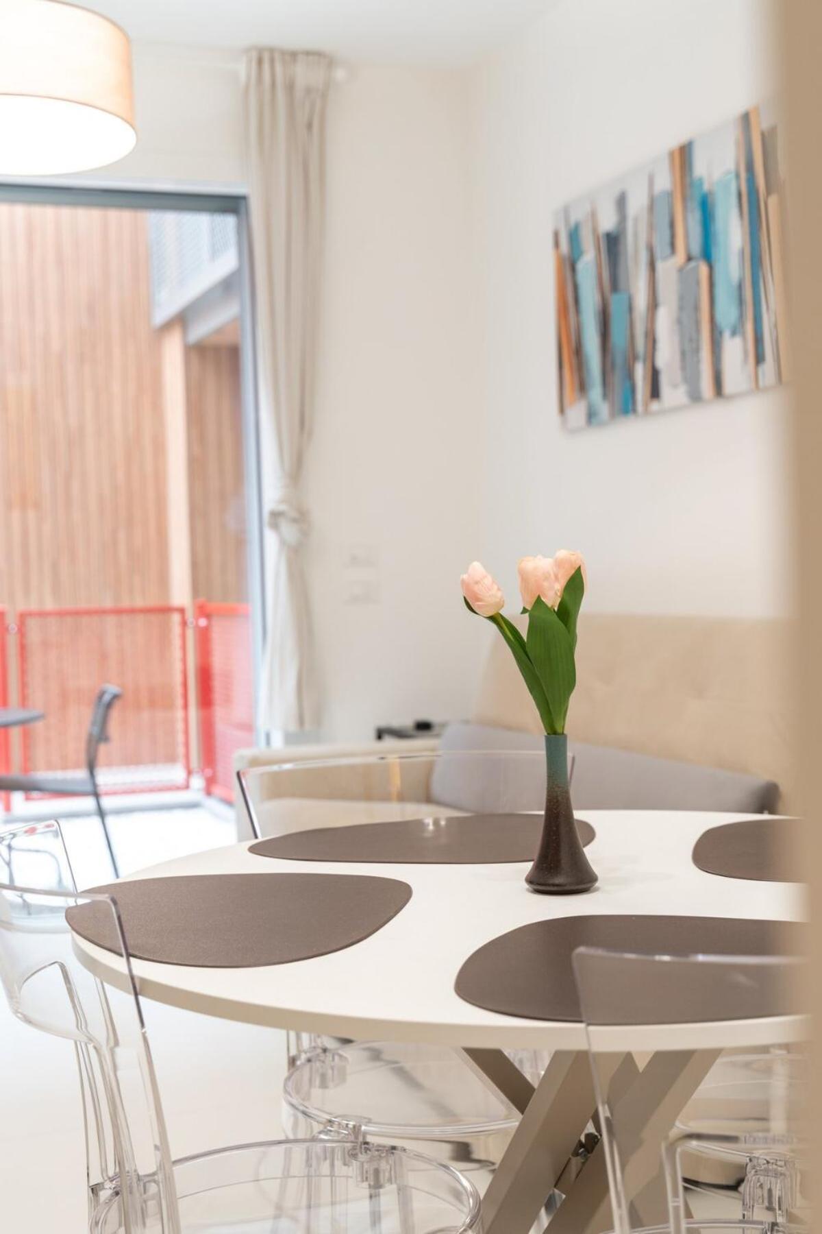 Homeby, Mascarella Patio Apartment Bologna