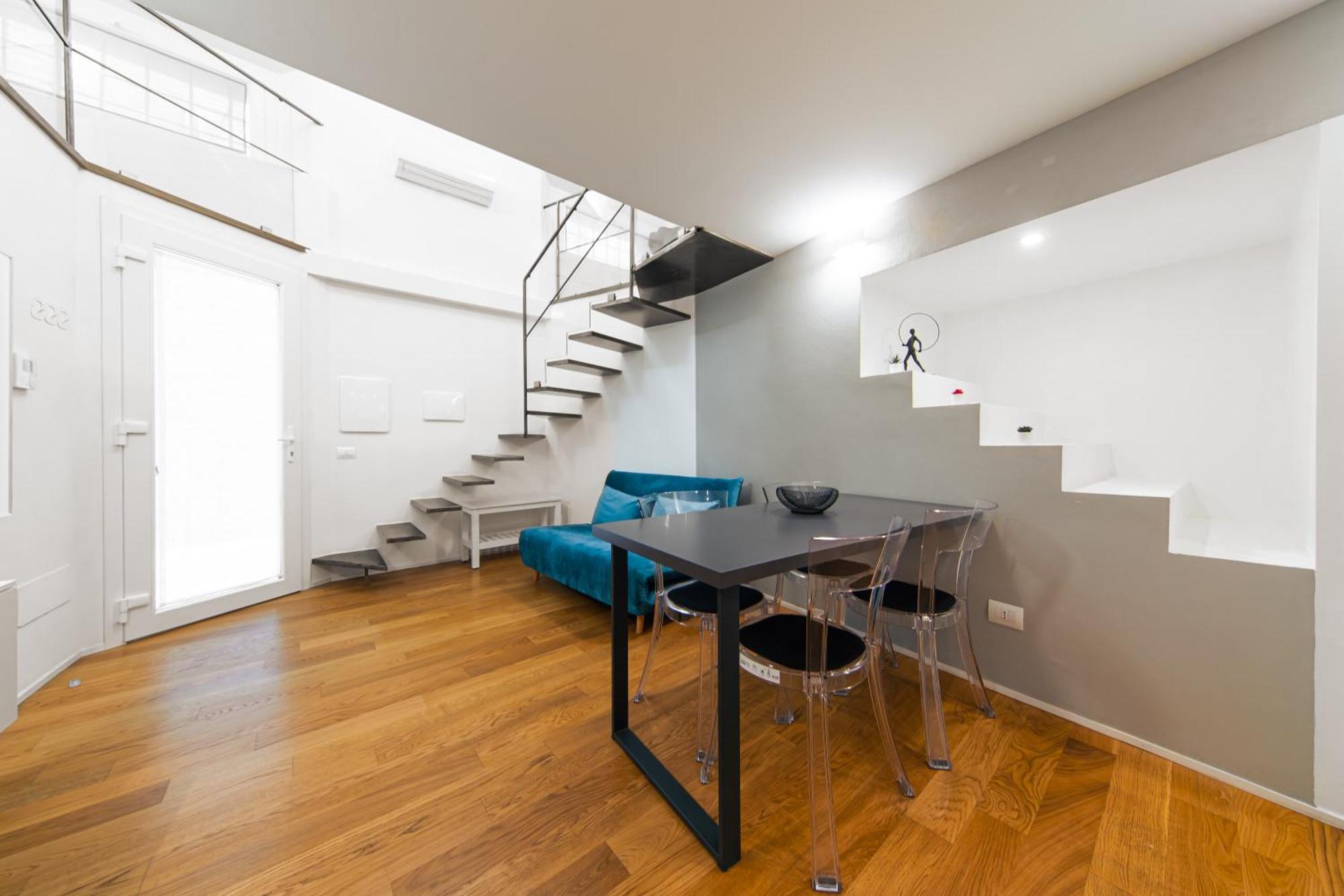 Lilli House - In The Heart Of