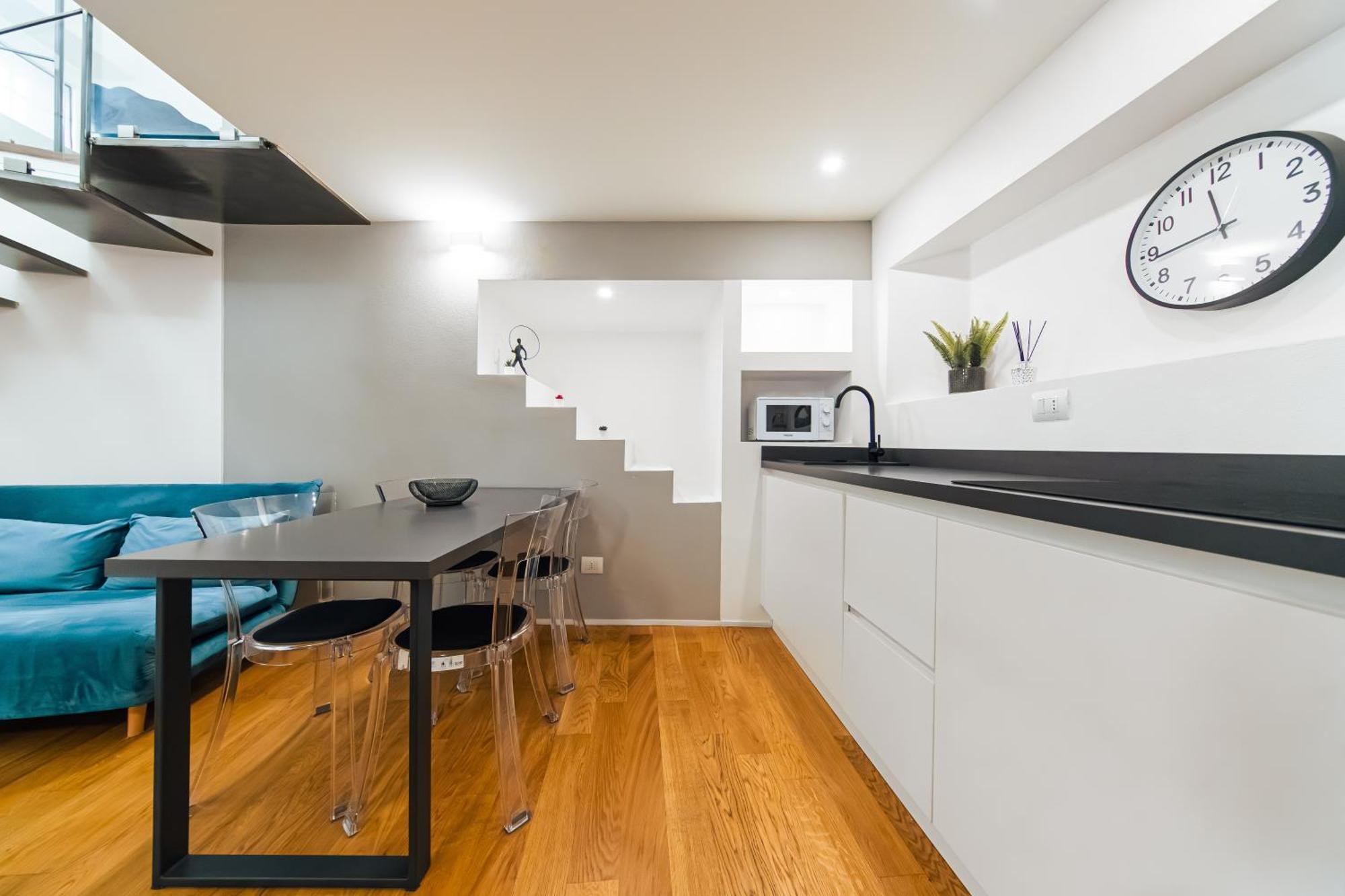 Lilli House - In The Heart Of