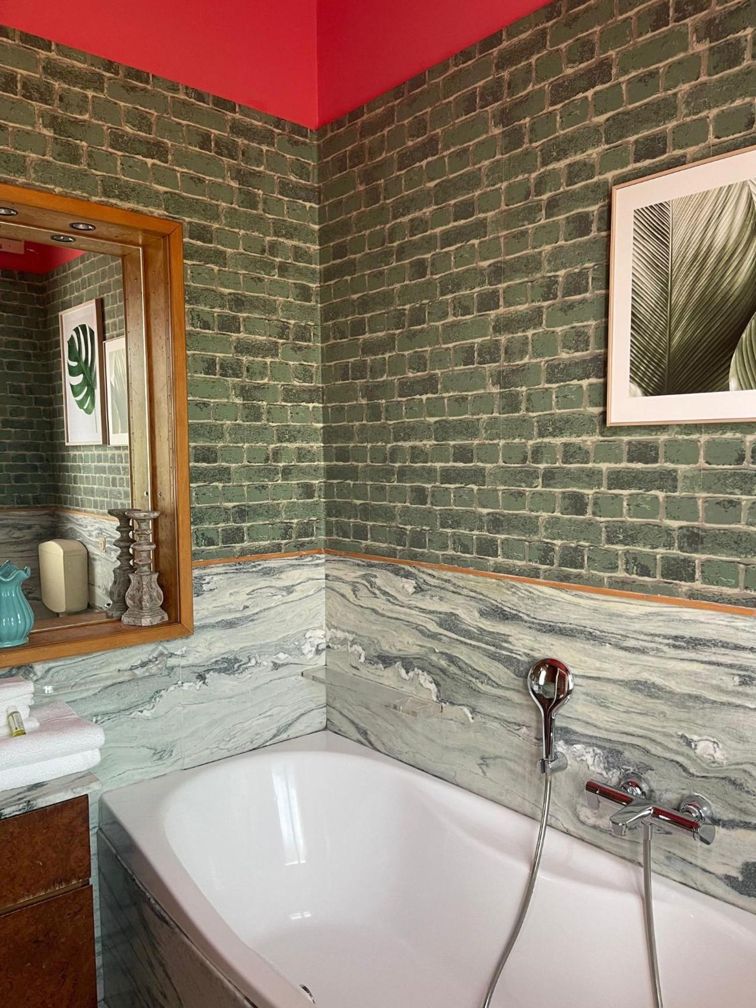 Central Suite Bed&Breakfast Bed & Breakfast