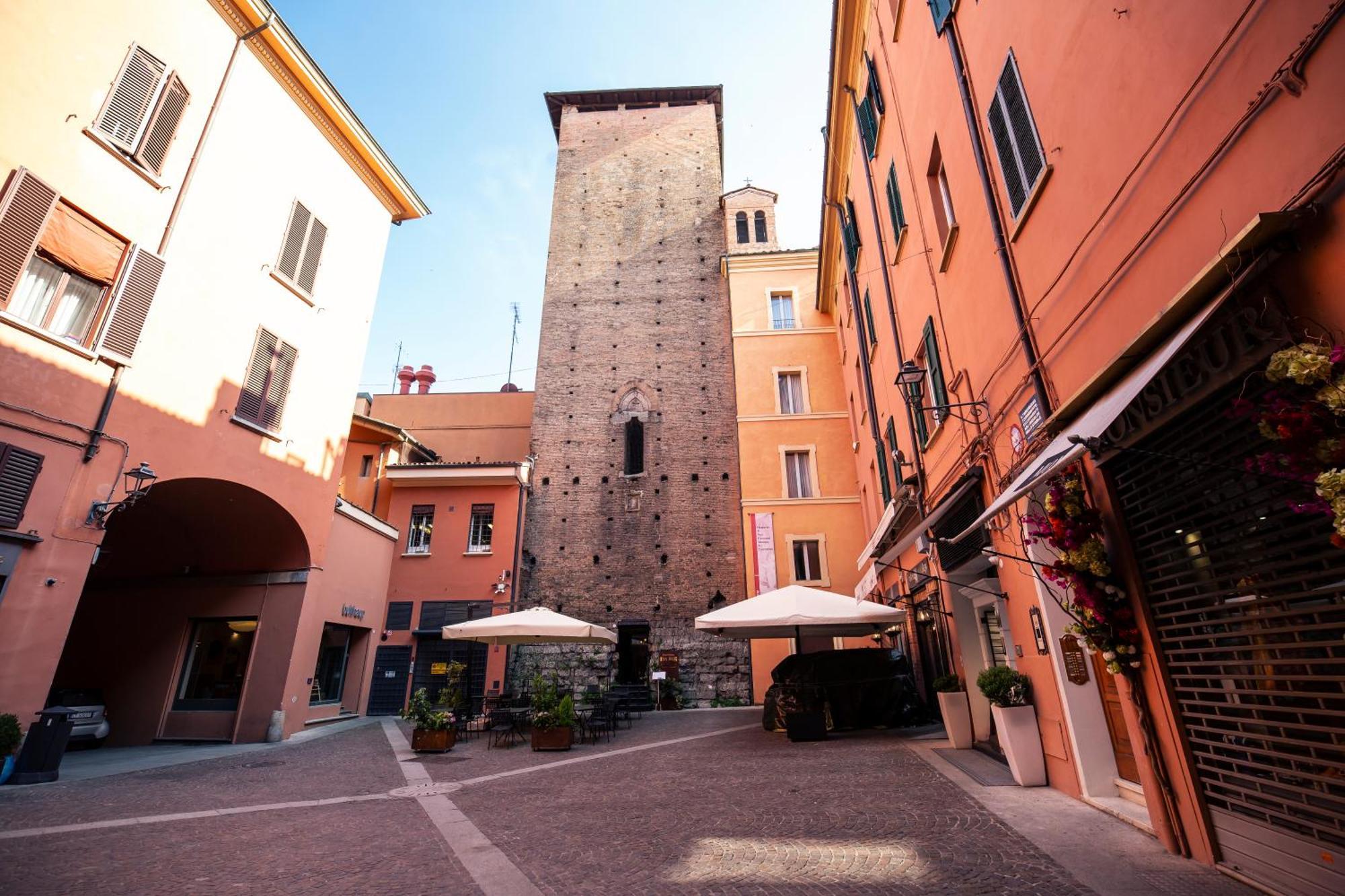 Tesoro De Galluzzi * Bologna