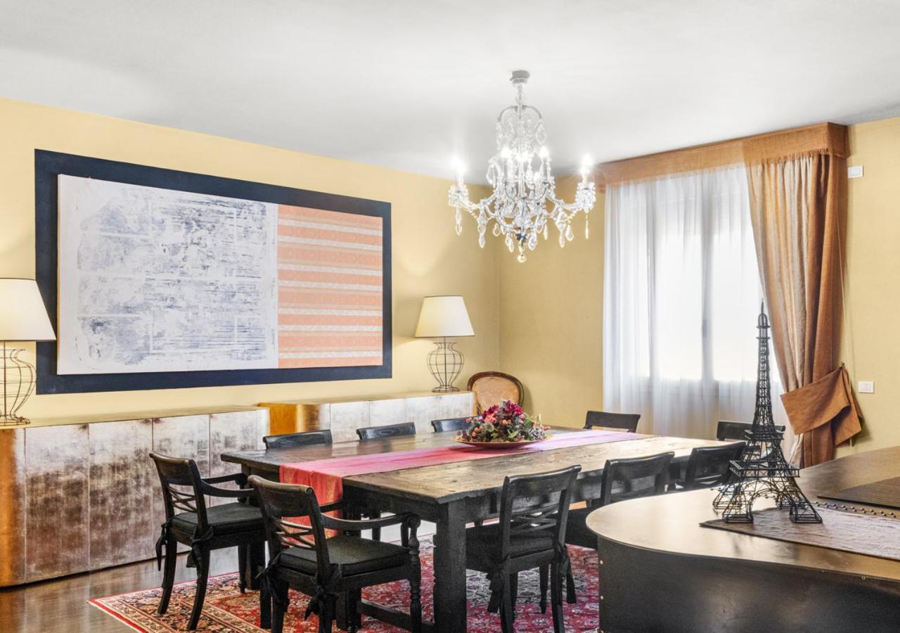 Bohemian Spacious And Loft Apartment Bologna