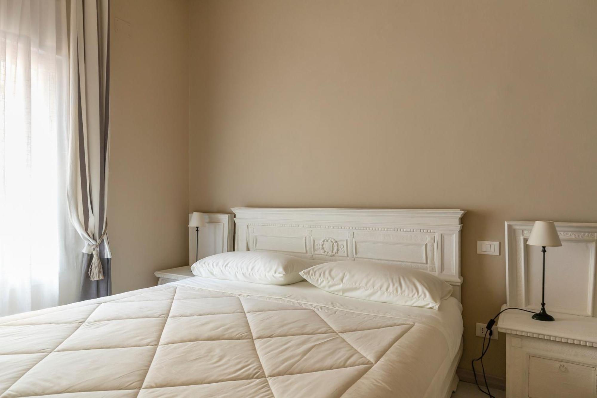 Apartment Beauty Intimate, Quiet And *