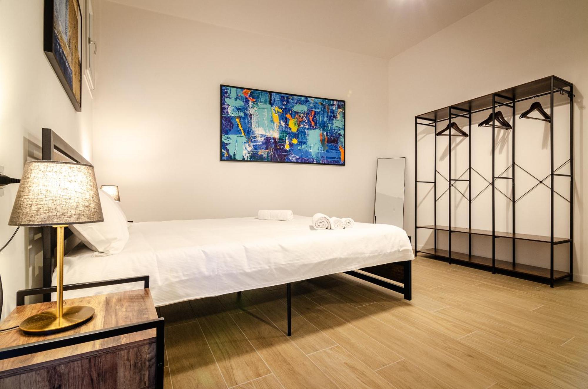Neria Apartment *