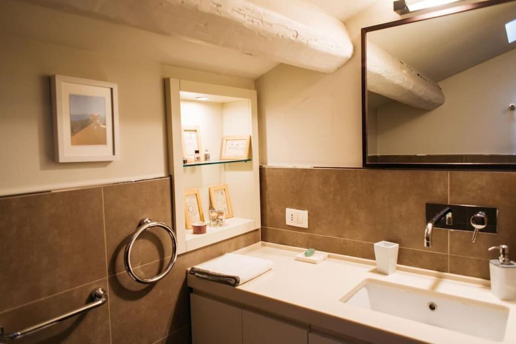 Apartment Elegant With Private Lift Bologna
