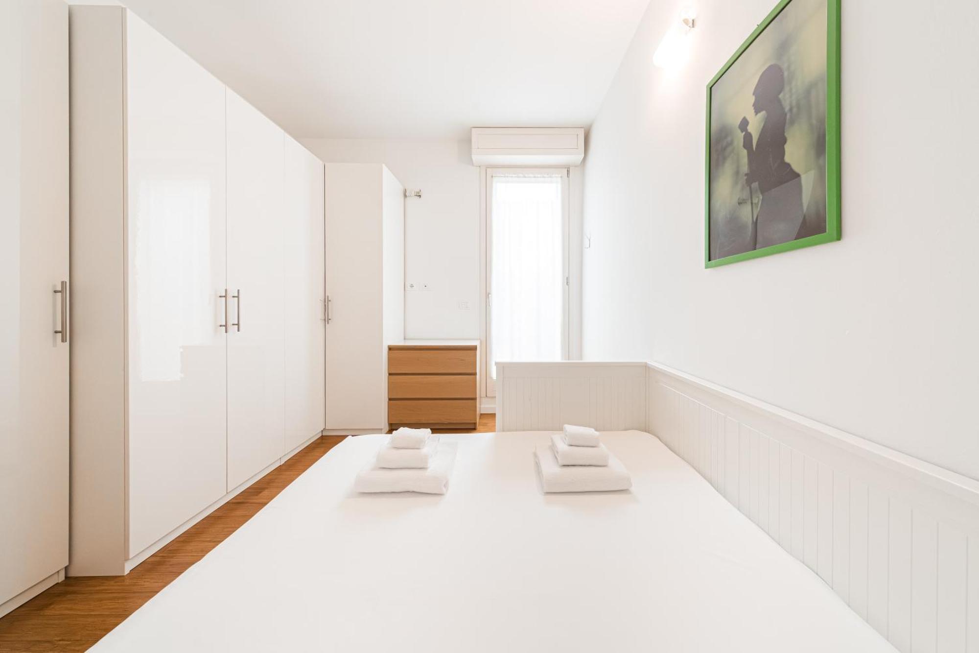 Nettuno - Private Garden In Center Apartment *
