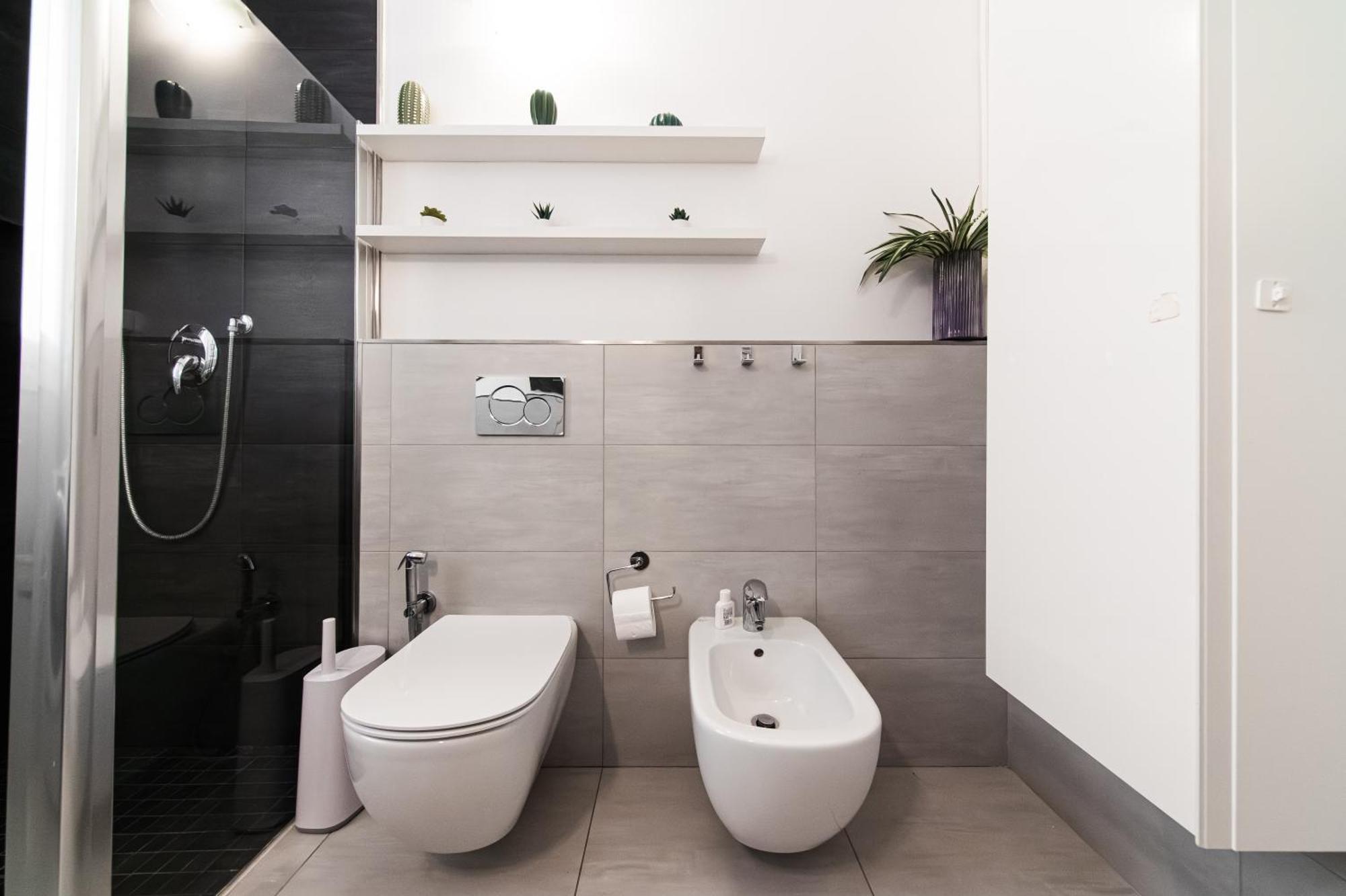 Apartment Nettuno - Private Garden In Center Bologna