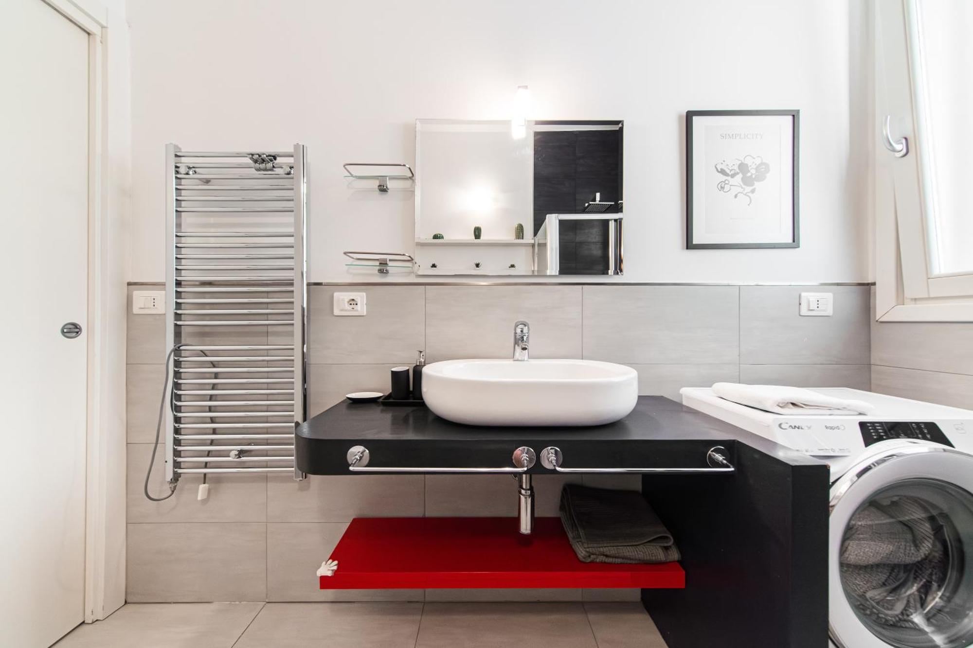 Apartment Nettuno - Private Garden In Center *