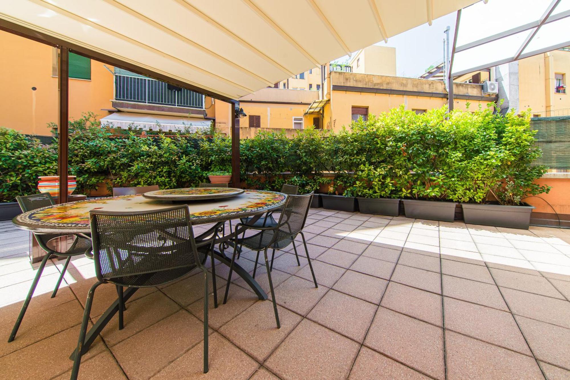 Nettuno - Private Garden In Center Bologna