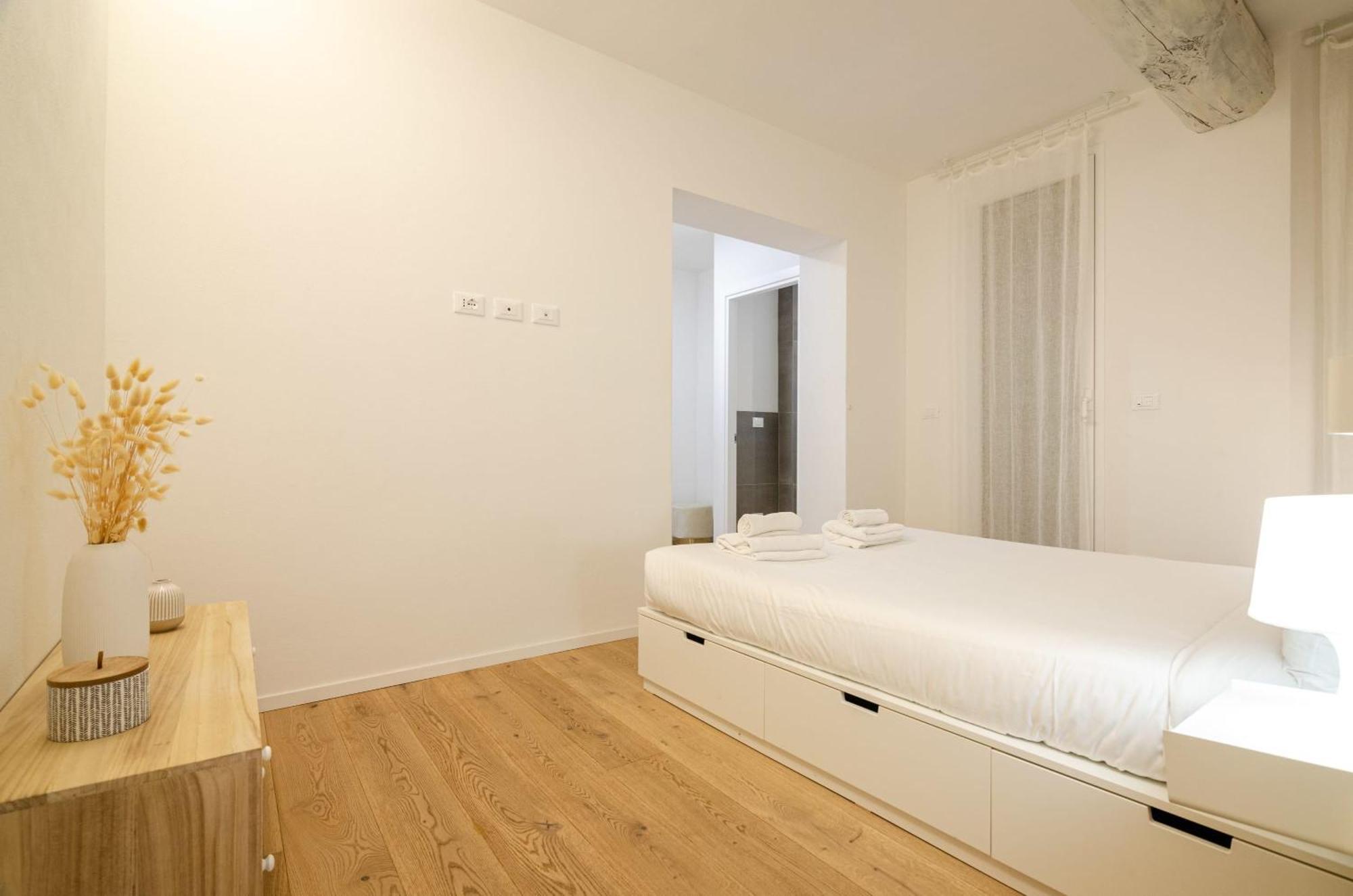 Brand New Flat In The Heart Of City Centre Bologna