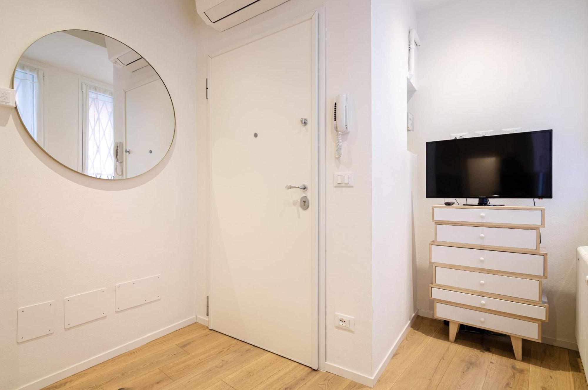 Brand New Flat In The Heart Of City Centre Apartment *
