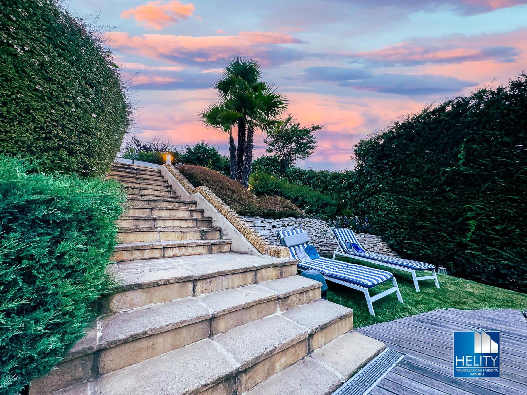 Blissful Havenluxurious With Pool* * * * * Villa Bologna