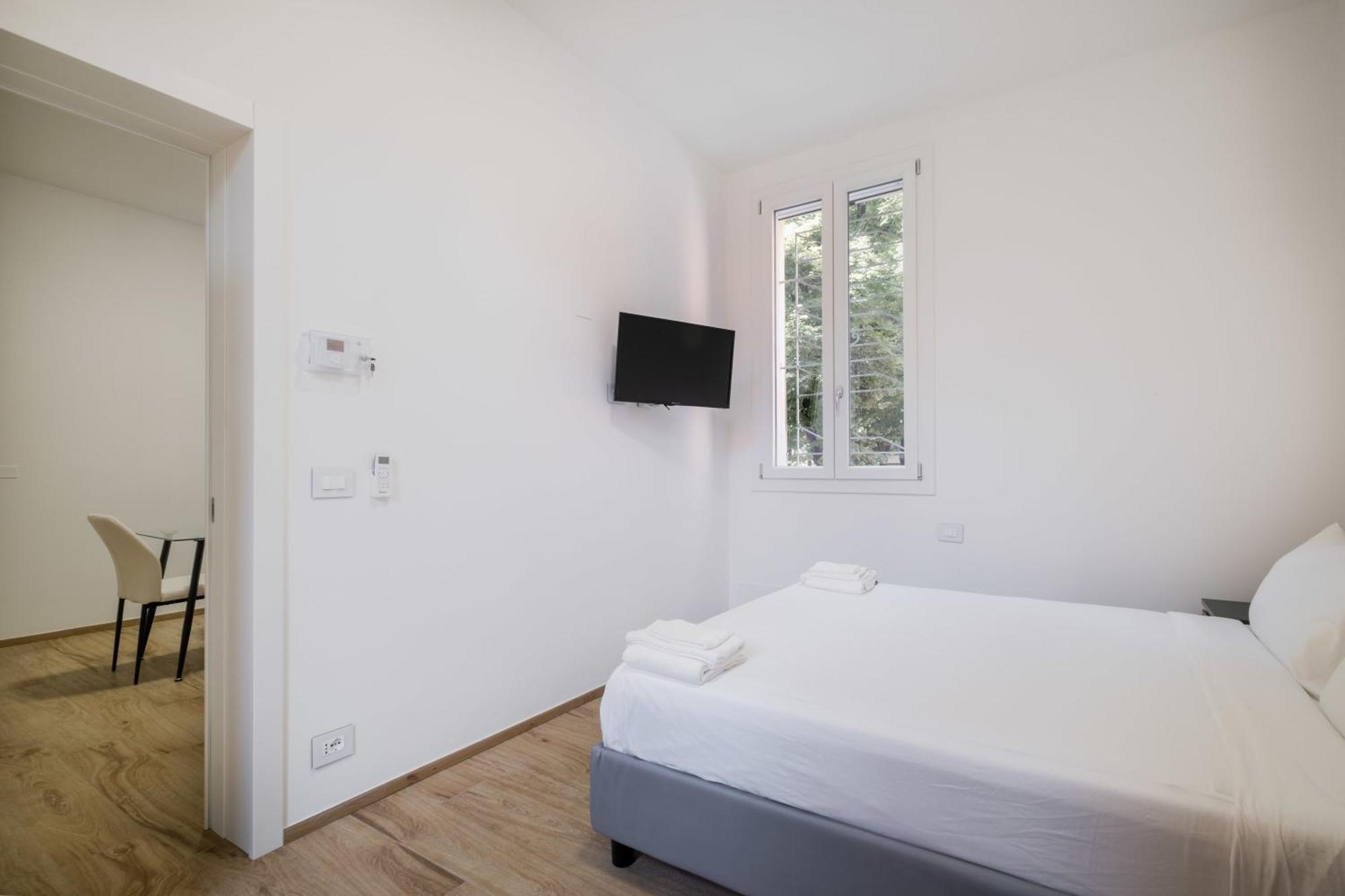 Homeby, Due Agosto * Bologna