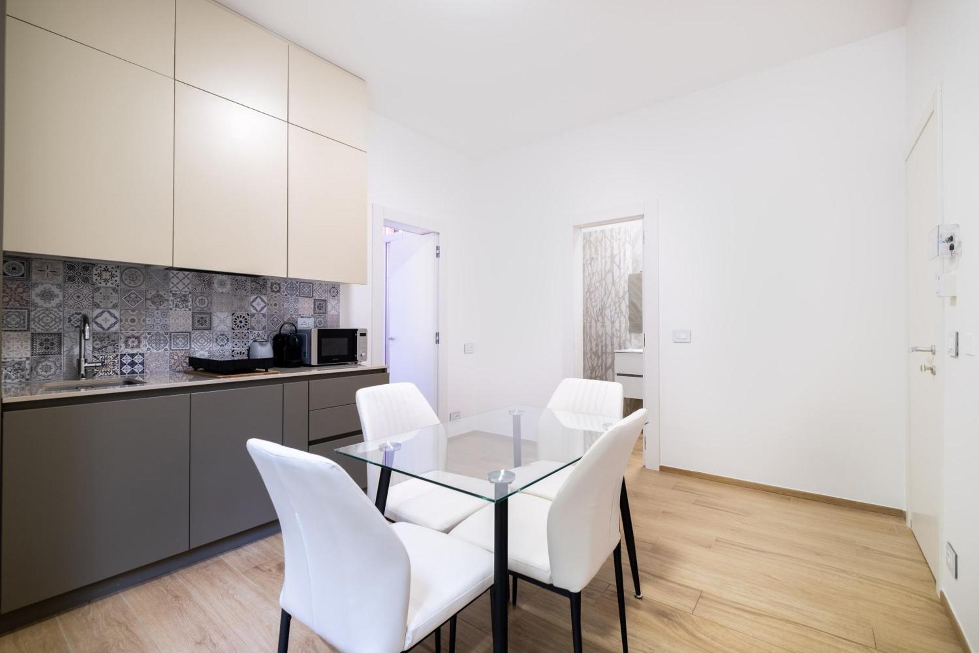 Homeby, Due Agosto * Bologna