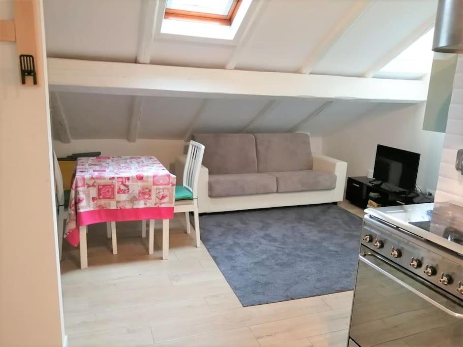 Maison Mirt