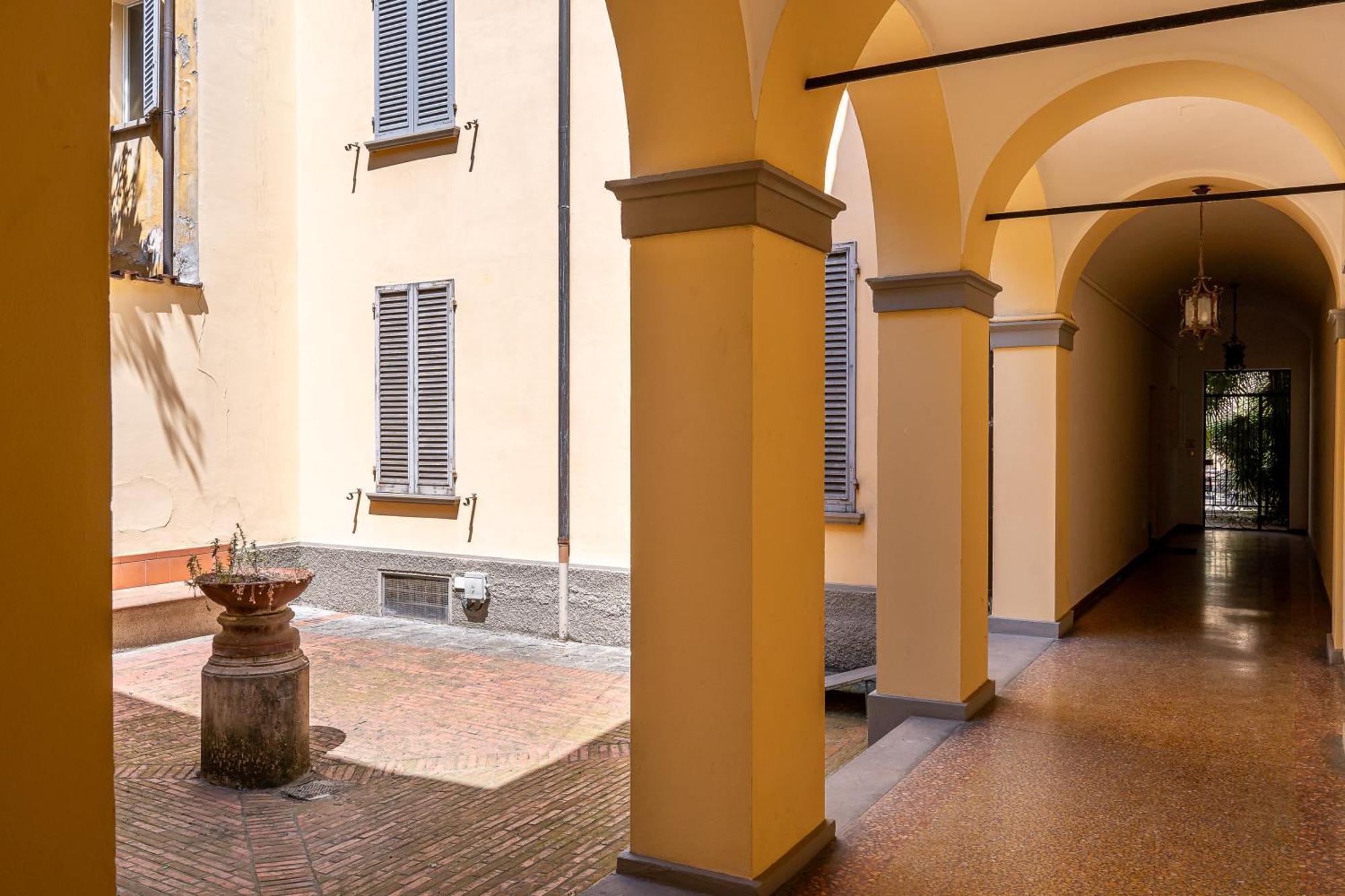 Santo Stefano 76 Apartment *