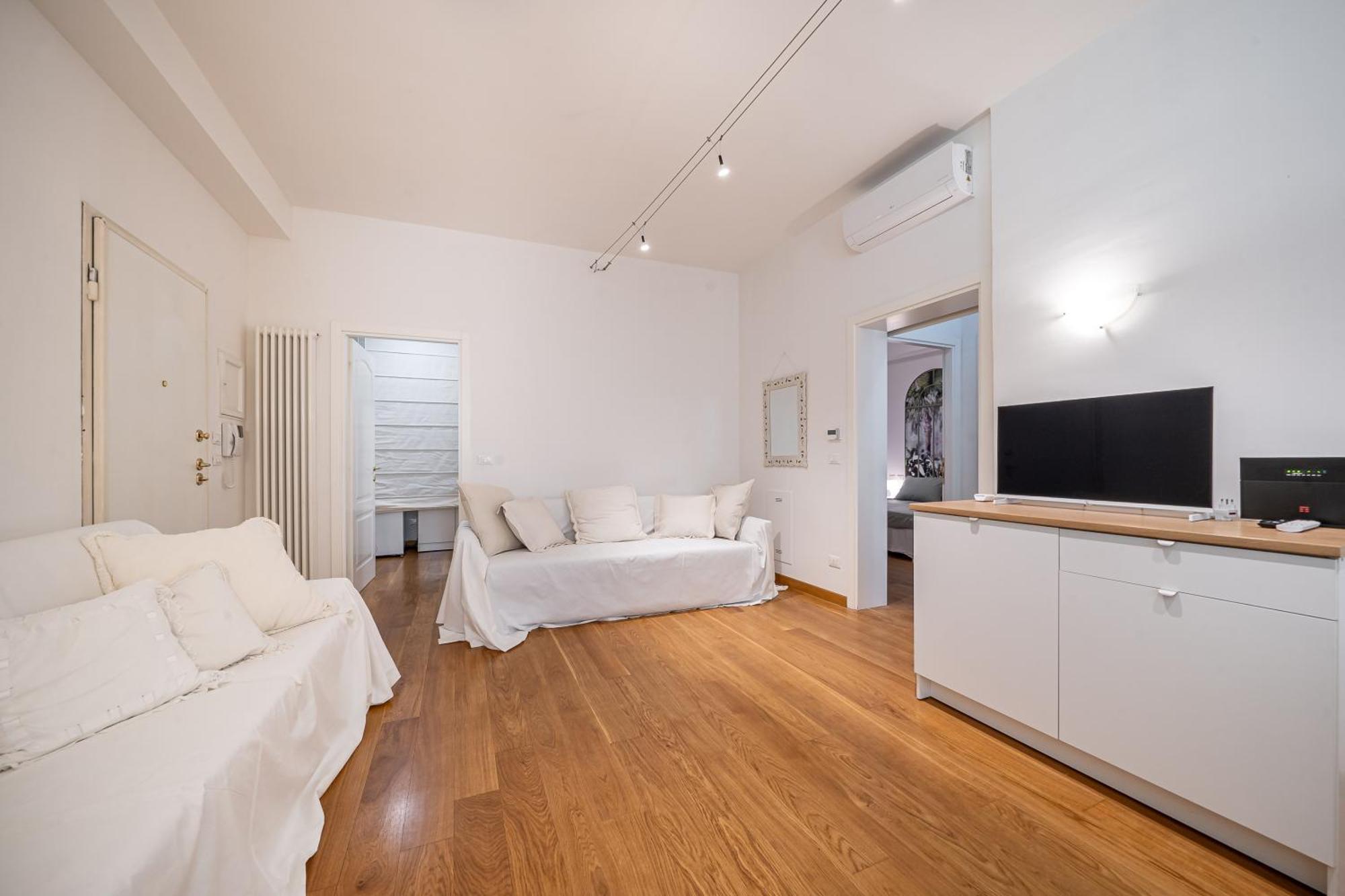 Apartment Santo Stefano 76 *