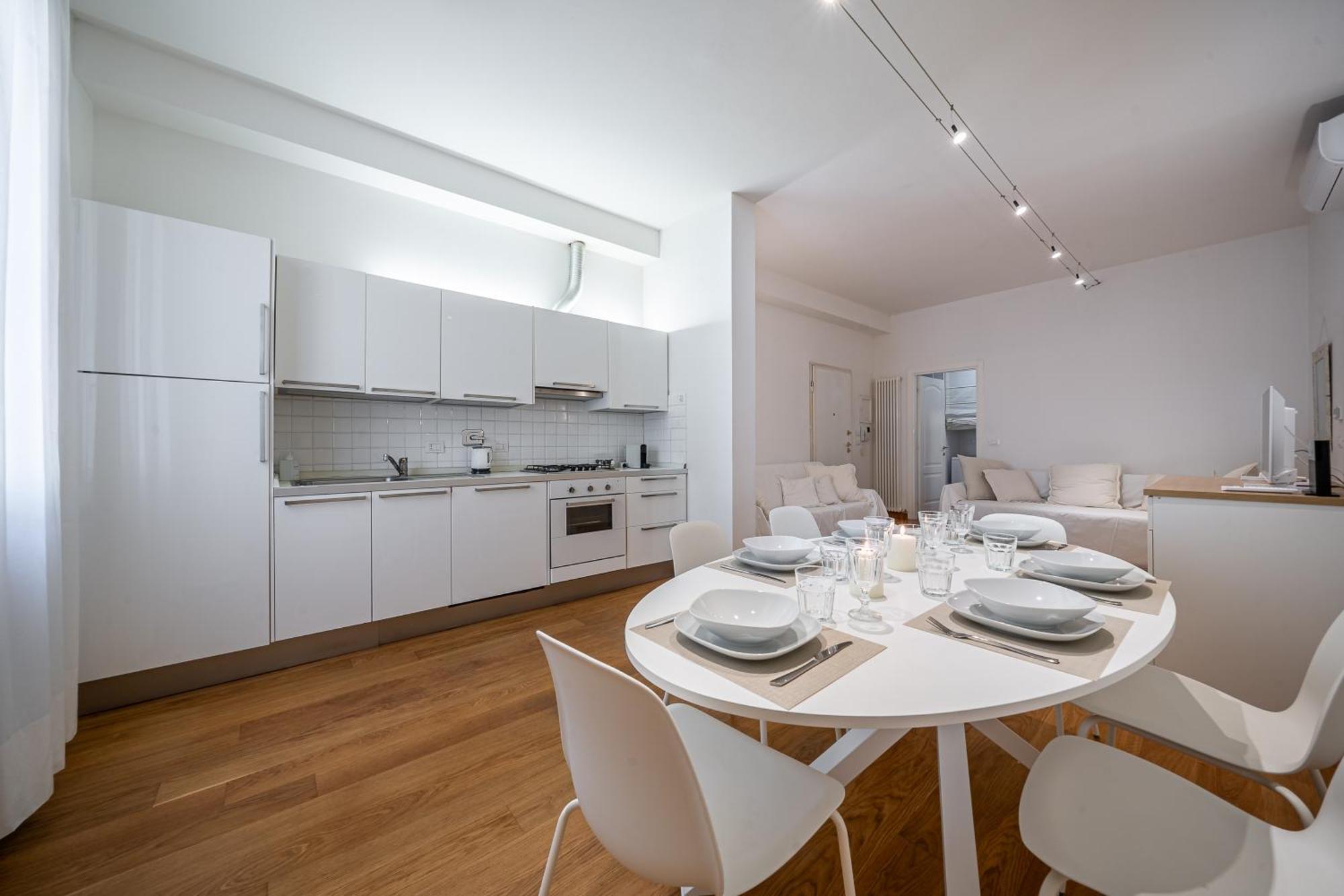 Santo Stefano 76 Apartment