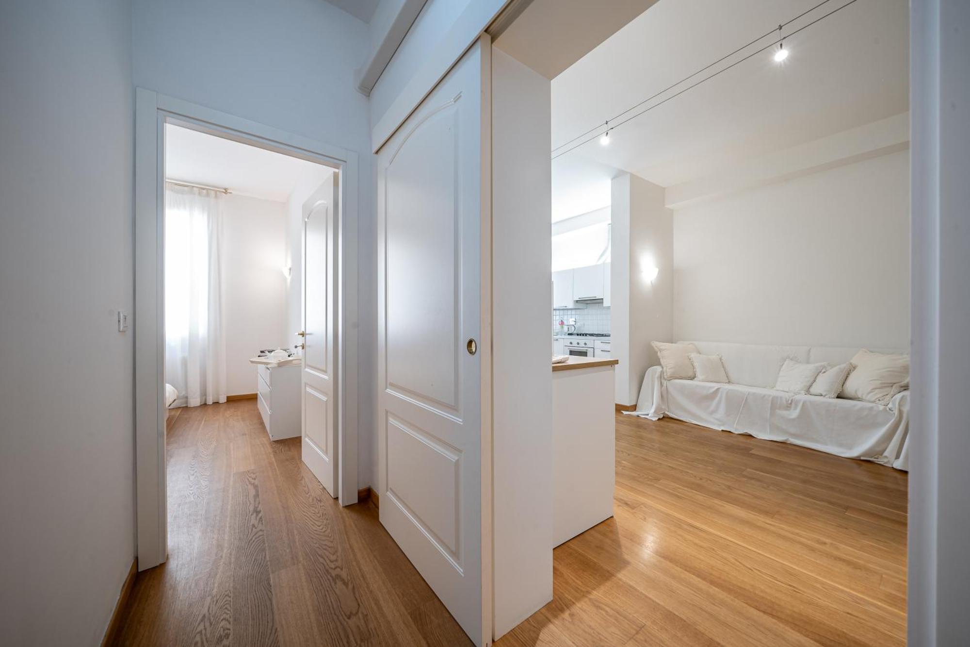 Santo Stefano 76 Apartment *