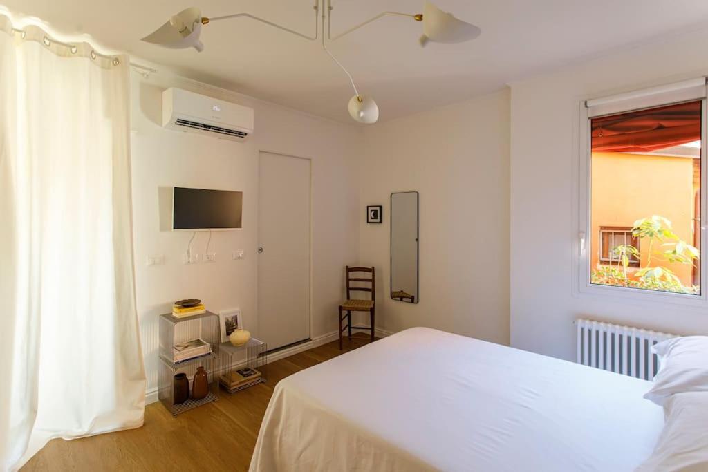 P House Apartment *