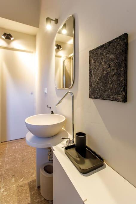 P House Apartment *