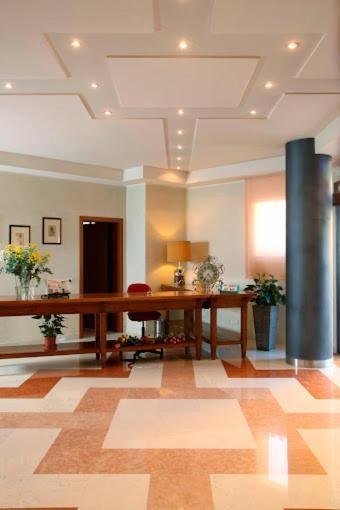 Residenza Carracci Aparthotel *