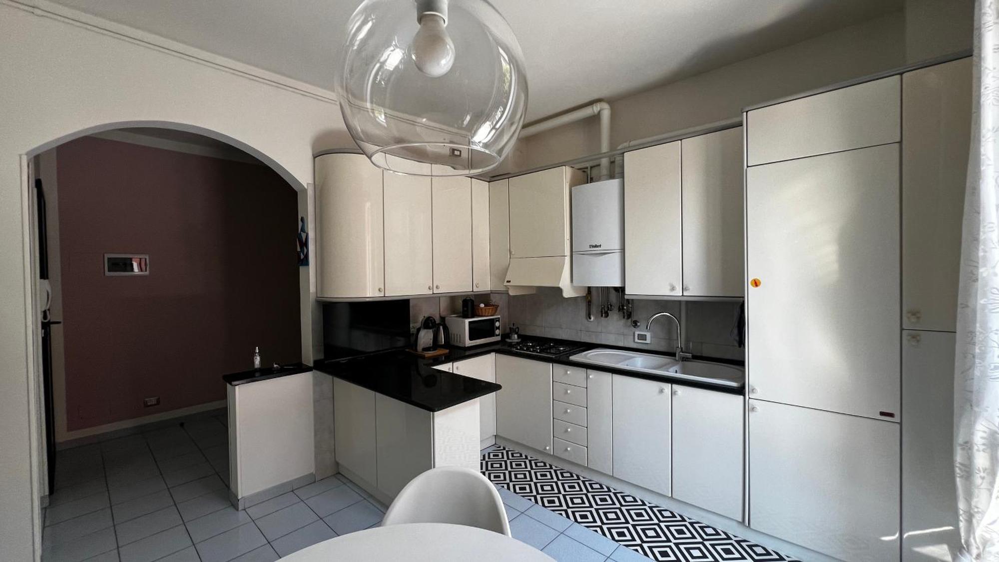 B&be's Apartment *
