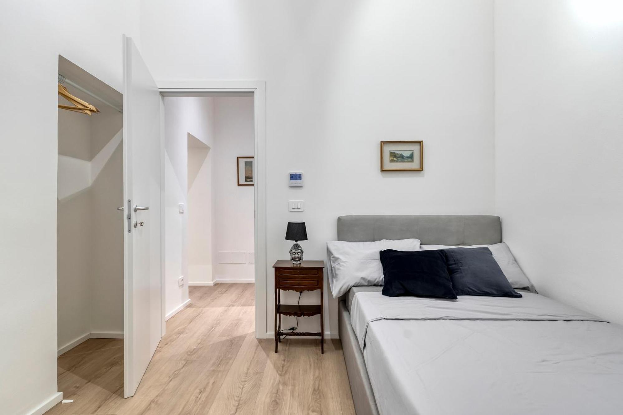 Carbonara Palace 1 - Luxury Comfort Under Medieval Towers Apartment *