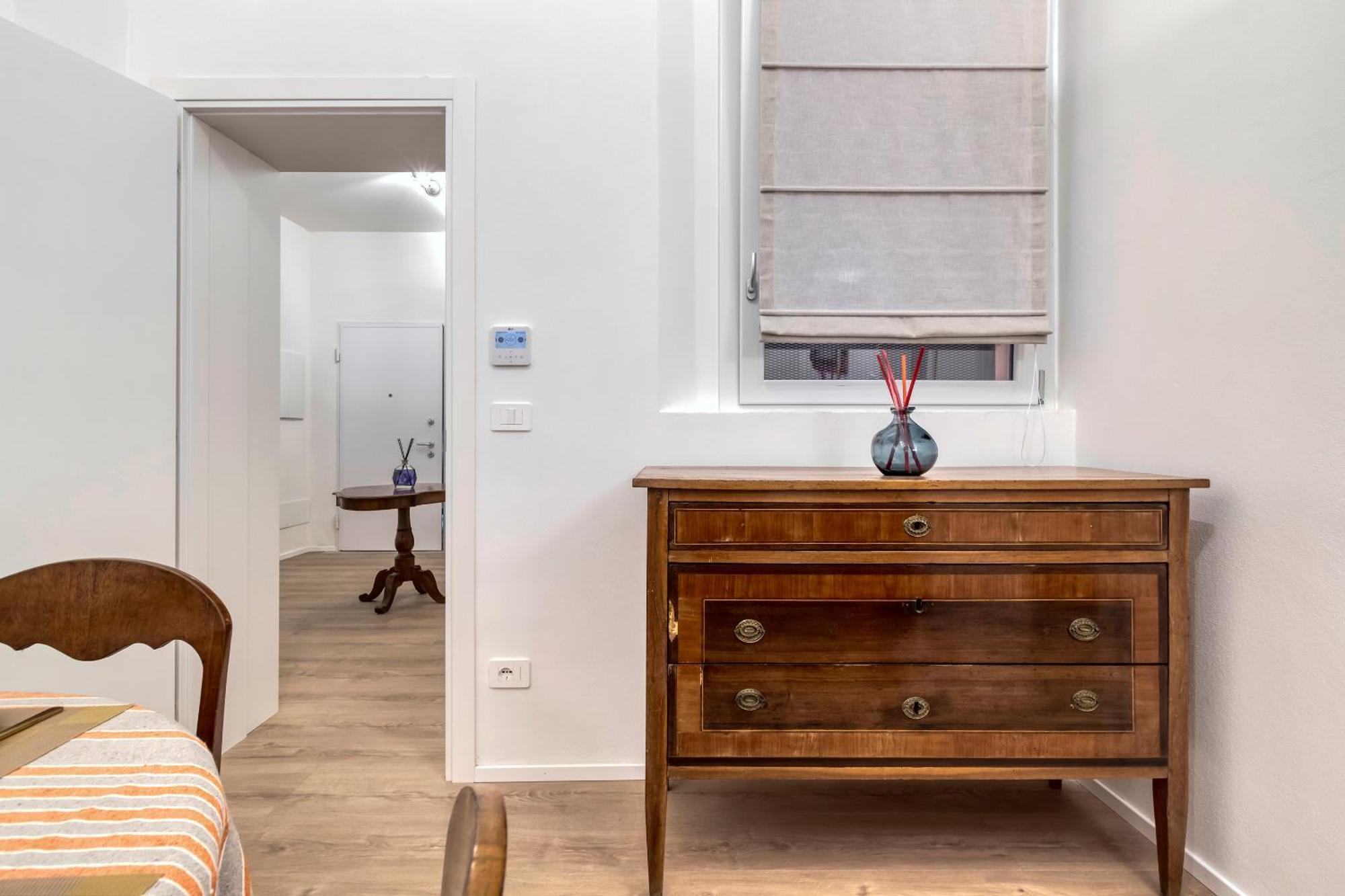 Carbonara Palace 1 - Luxury Comfort Under Medieval Towers Apartamento